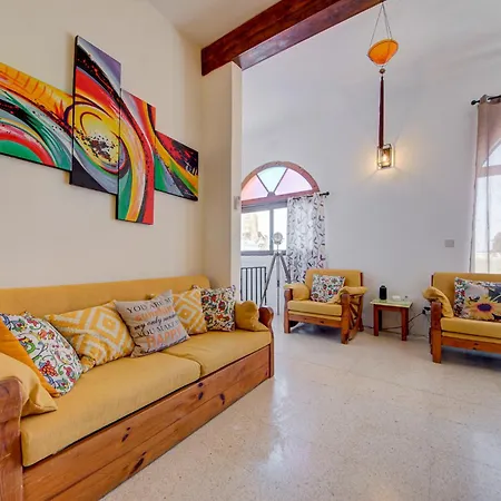 Cosy Gozo With Shared Pool In דירה
