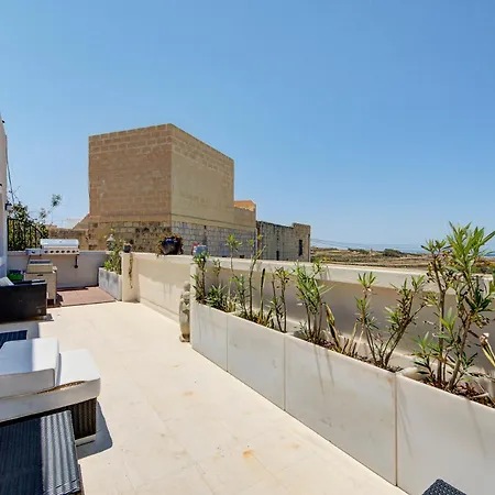Cosy Gozo With Shared Pool In דירה