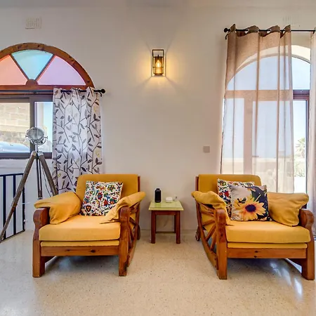 Cosy Gozo With Shared Pool In דירה *