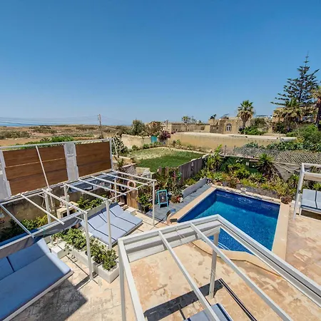 Cosy Gozo With Shared Pool In * Għarb