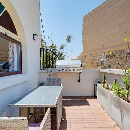 Cosy Gozo With Shared Pool In דירה