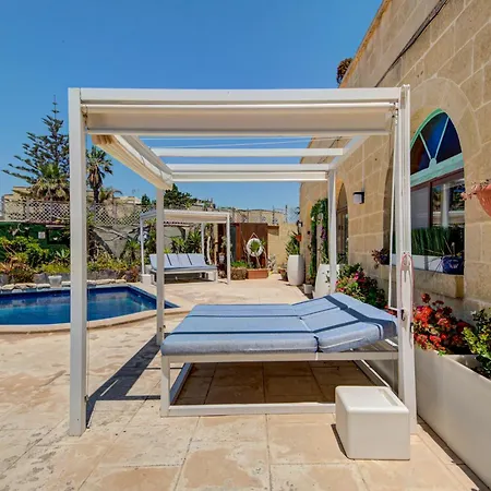 Cosy Gozo With Shared Pool In דירה