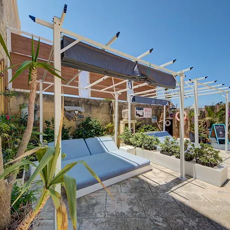 Cosy Gozo With Shared Pool In דירה Għarb