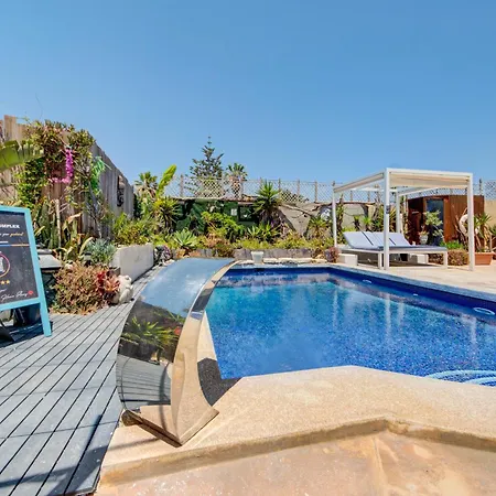 Cosy Gozo With Shared Pool In *