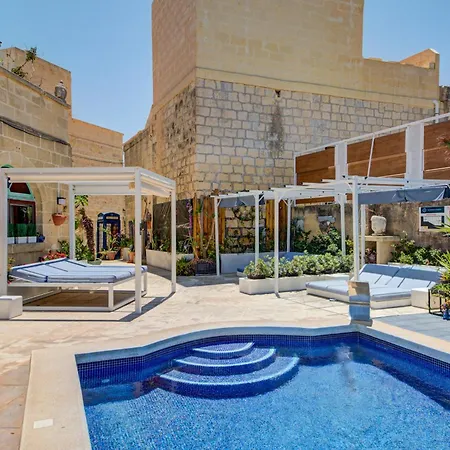 Cosy Gozo With Shared Pool In דירה *